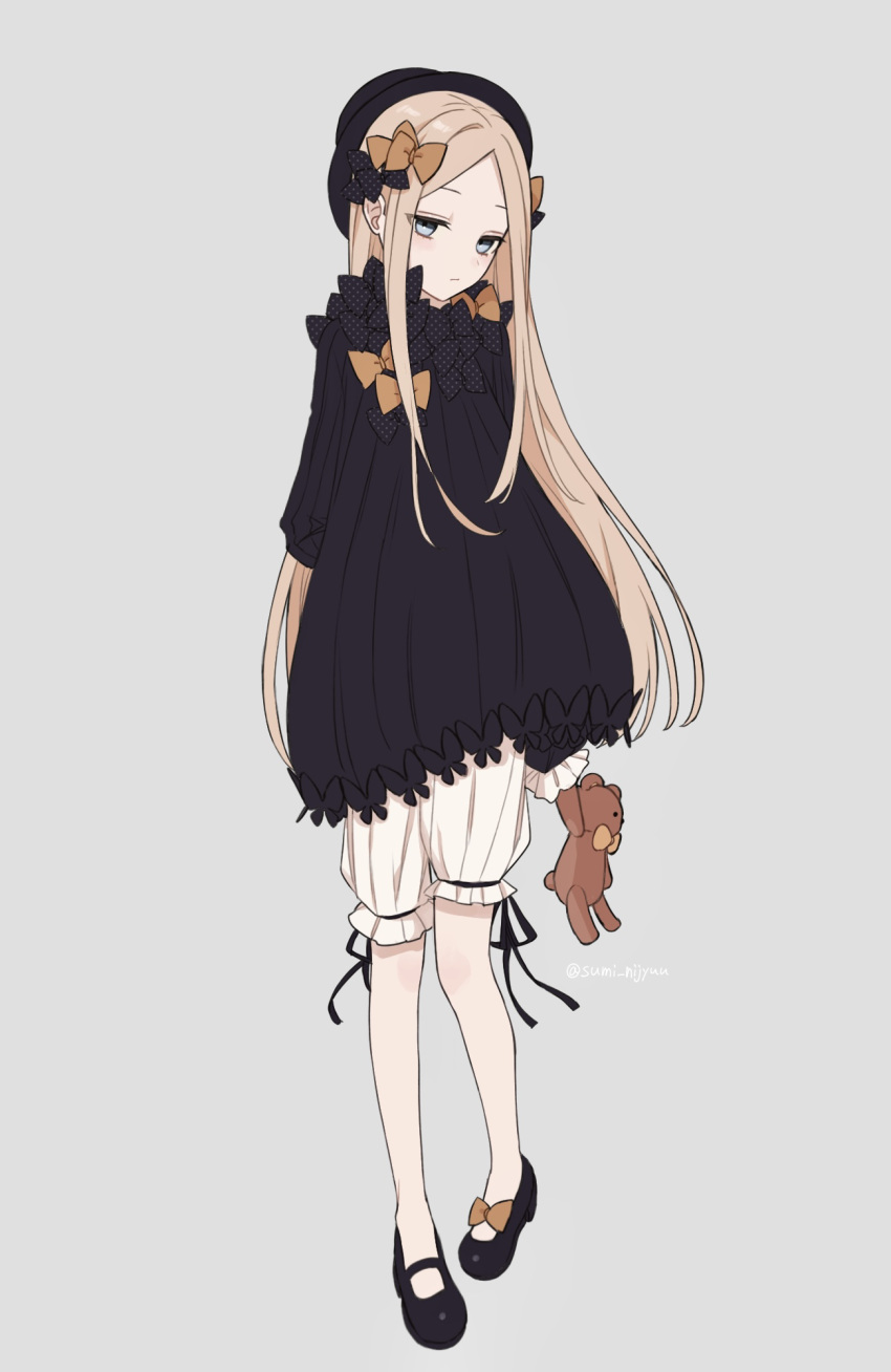1girl, abigail_williams_(fate), arm_behind_back, black_bow, black_dress, black_footwear, black_headwear, black_ribbon