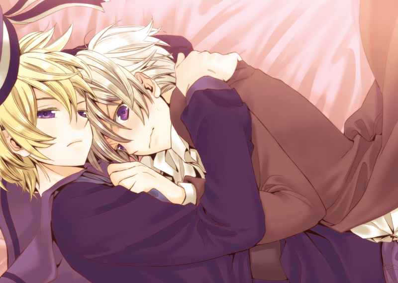 2boys, blonde_hair, hug, iceland_(hetalia), norway_(hetalia), purple_eyes, violet_eyes, white_hair, yupopo_(hidame)