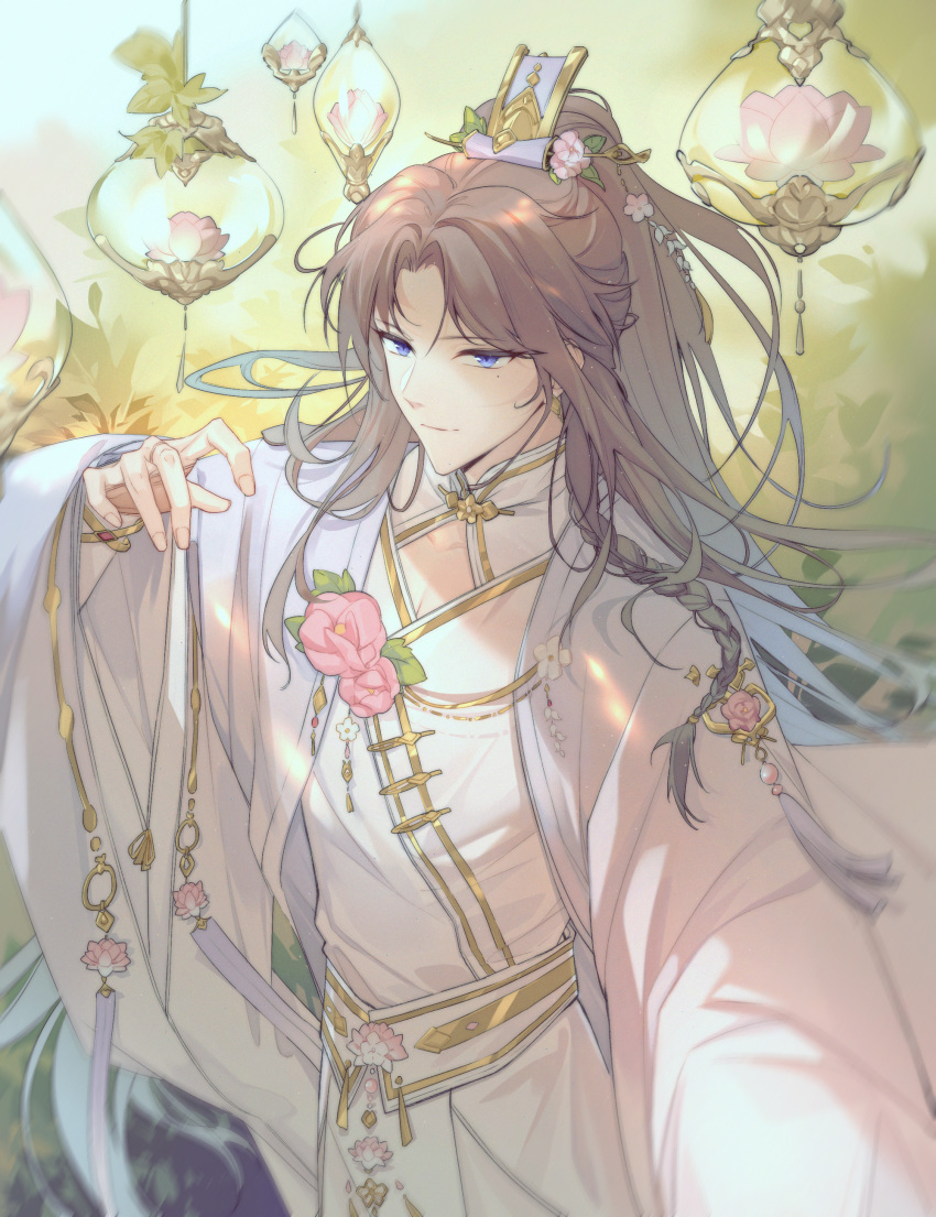 1boy, absurdres, amonko, blue_eyes, bracelet, braid, brown_hair, chinese_clothes, cleavage_cutout, closed_mouth, clothing_cutout, coat, cowboy_shot, flower, flower_ornament, hair_flower, hair_ornament, hand_up, hanfu, highres, jewelry, lantern, leaf, light_particles, long_hair, long_sleeves, looking_at_viewer, male_focus, mole, mole_under_eye, parted_bangs, pink_coat, pink_flower, robe, side_braid, smile, solo, the_tale_of_food, white_robe, wide_ponytail, wide_sleeves, xiao_guan_(headdress), xue_ji_geng