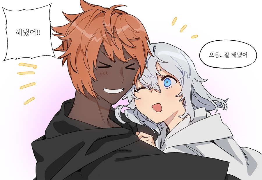 >_<, 2boys, black_robe, blue_hair, blush, dark-skinned_male, dark_skin, erichthonios, final_fantasy, final_fantasy_xiv, gg_dal, grey_hair, grey_robe, hug, multiple_boys, notice_lines, one_eye_closed, orange_hair, robe, smile, sophist's_robe_(ff14), themis_(ff14), white_background