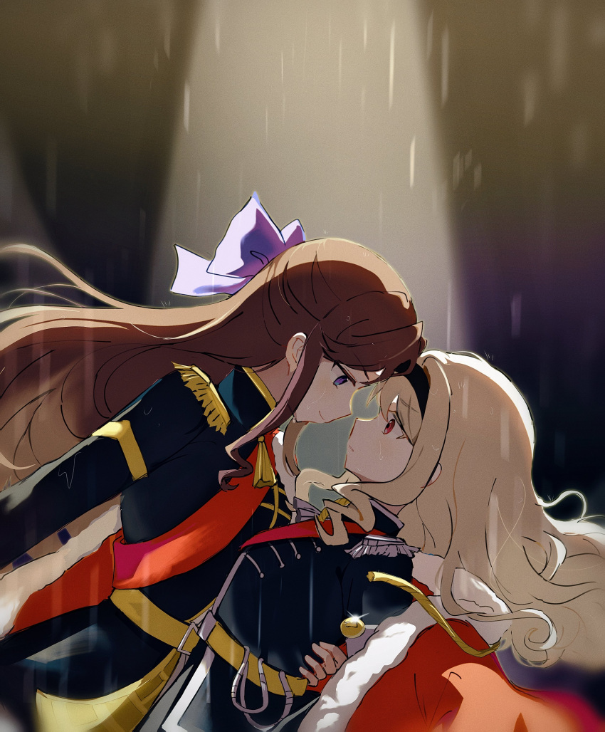 2girls, absurdres, aiguillette, belt, black_hairband, black_jacket, blonde_hair, blurry, blurry_background, bow, brown_hair, closed_mouth, commentary_request, epaulettes, eye_contact, floating_hair, forehead-to-forehead, fur-trimmed_jacket, fur_trim, hair_bow, hairband, hand_on_another's_waist, hao02909434040, heads_together, highres, jacket, long_hair, long_sleeves, looking_at_another, military_jacket, multiple_girls, purple_bow, rain, red_eyes, red_jacket, red_sash, saijou_claudine, sash, shoujo_kageki_revue_starlight, smile, tassel, tendou_maya, upper_body, violet_eyes, wet, wet_hair, yuri