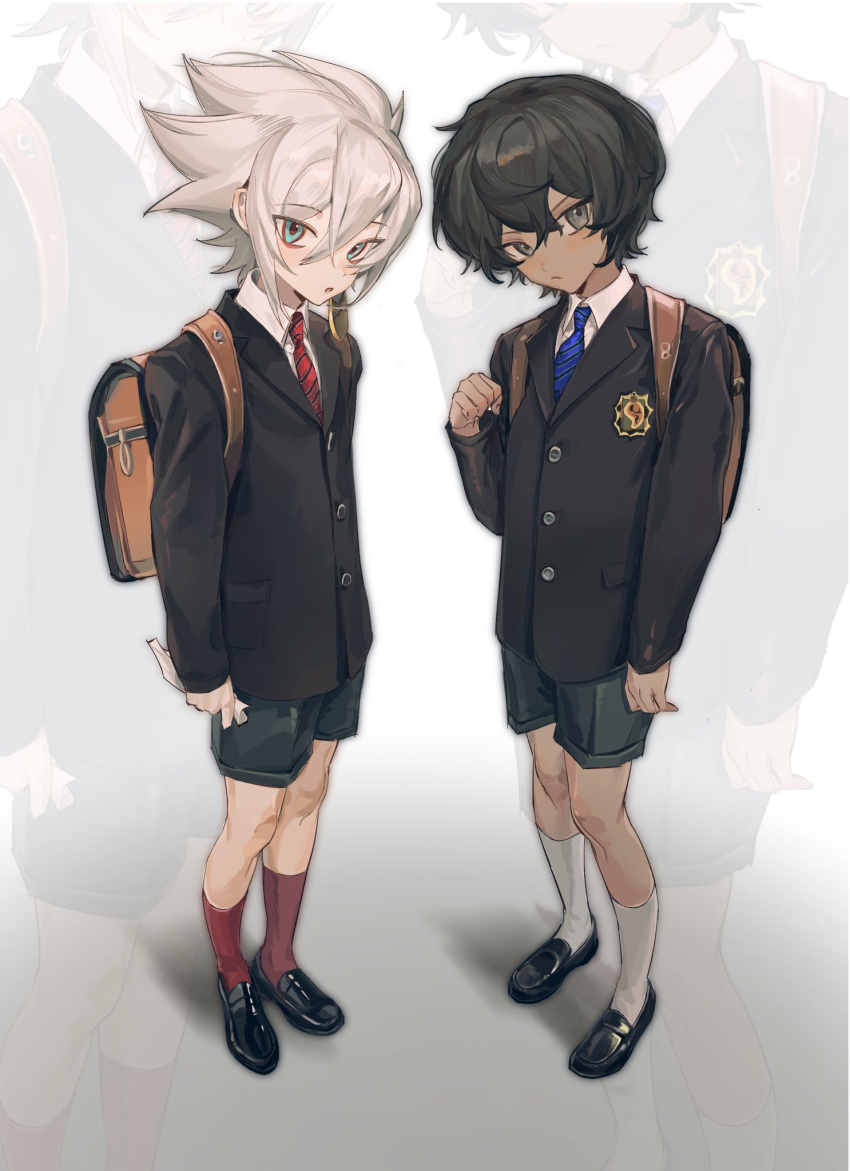 2boys, aged_down, arjuna_(fate), backpack, bag, black_hair, black_shorts, blue_eyes