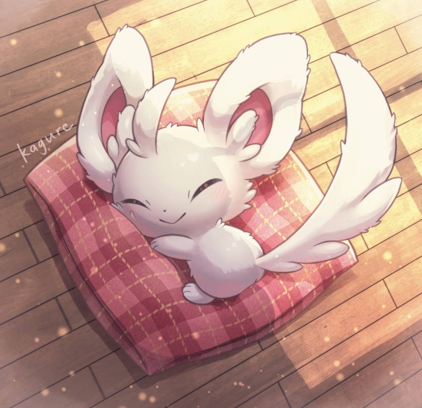 :>, blush, closed_eyes, closed_mouth, commentary_request, cushion, happy, highres