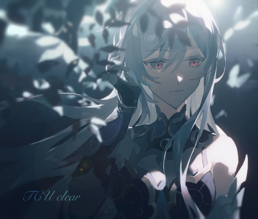 1girl, bare_shoulders, blue_dress, blurry, blurry_foreground, chinese_commentary, commentary_request, dappled_moonlight, depth_of_field, detached_sleeves, dress, expressionless, hair_between_eyes, hand_up, honkai:_star_rail, honkai_(series), jingliu_(honkai:_star_rail), leaf, long_hair, moonlight, night, red_eyes, solo, tcuas, upper_body, white_hair