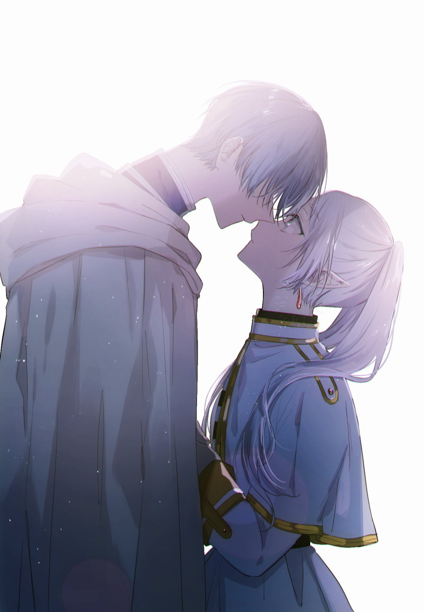 1boy, 1girl, blue_hair, blue_tunic, capelet, cloak, closed_mouth, collared_dress