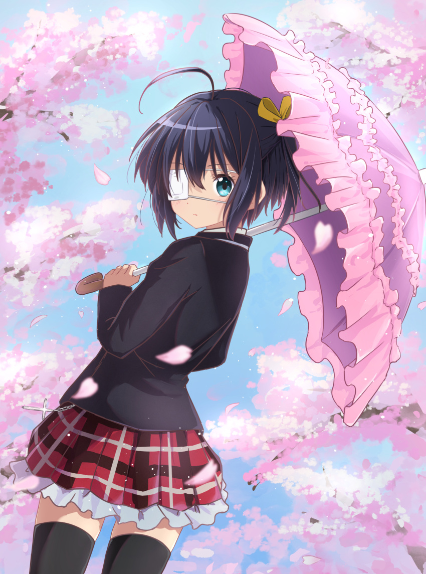 1girl, ahoge, black_hair, black_thighhighs, blue_eyes, blush, chuunibyou_demo_koi_ga_shitai!, cowboy_shot