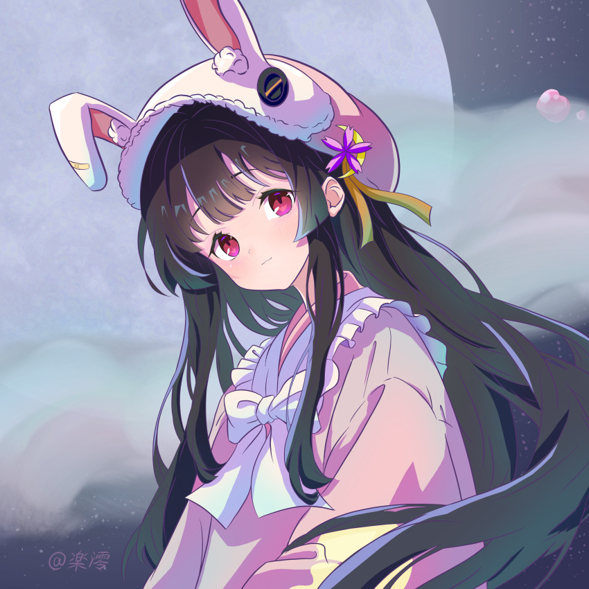 1girl, :3, absurdres, animal_hat, bandaid, black_hair, bow, chinese_commentary, closed_mouth, clouds, commentary_request, crescent, crescent_hat_ornament, dream_soul, frilled_shirt_collar, frills, hat, hat_ornament, highres, houraisan_kaguya, kagurachiriri, long_hair, looking_at_viewer, moon, night, night_sky, pink_shirt, pixiv_username, rabbit_hat, red_eyes, ribbon, shirt, sidelocks, sky, solo, star_(sky), touhou, upper_body, white_bow, yellow_ribbon