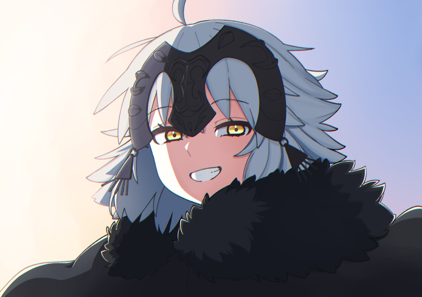1girl, absurdres, ahoge, black_cape, cape, commentary_request, fate/grand_order, fate_(series), fur-trimmed_cape, fur_trim, grey_hair, grin, headpiece, highres, jeanne_d'arc_alter_(avenger)_(fate), jeanne_d'arc_alter_(avenger)_(first_ascension)_(fate), jeanne_d'arc_alter_(fate), looking_at_viewer, nonoitou110, short_hair, smile, solo, teeth, yellow_eyes