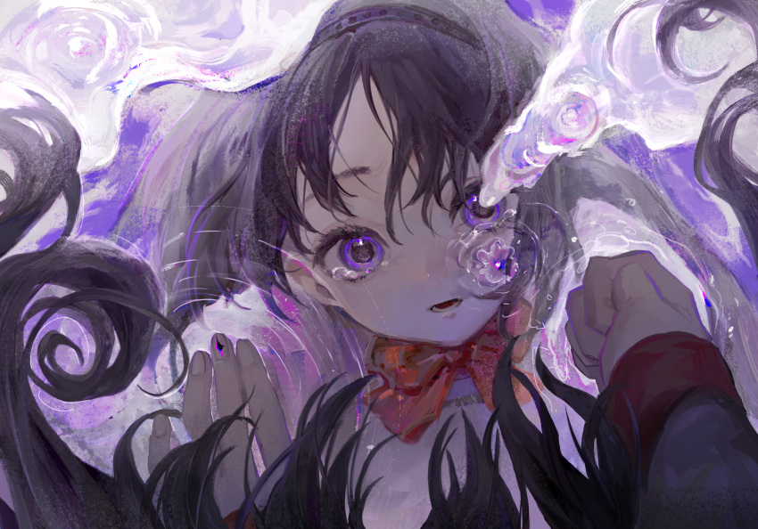 1girl, akemi_homura, black_hair, black_hairband, bow, bowtie, chinese_commentary, clenched_hand