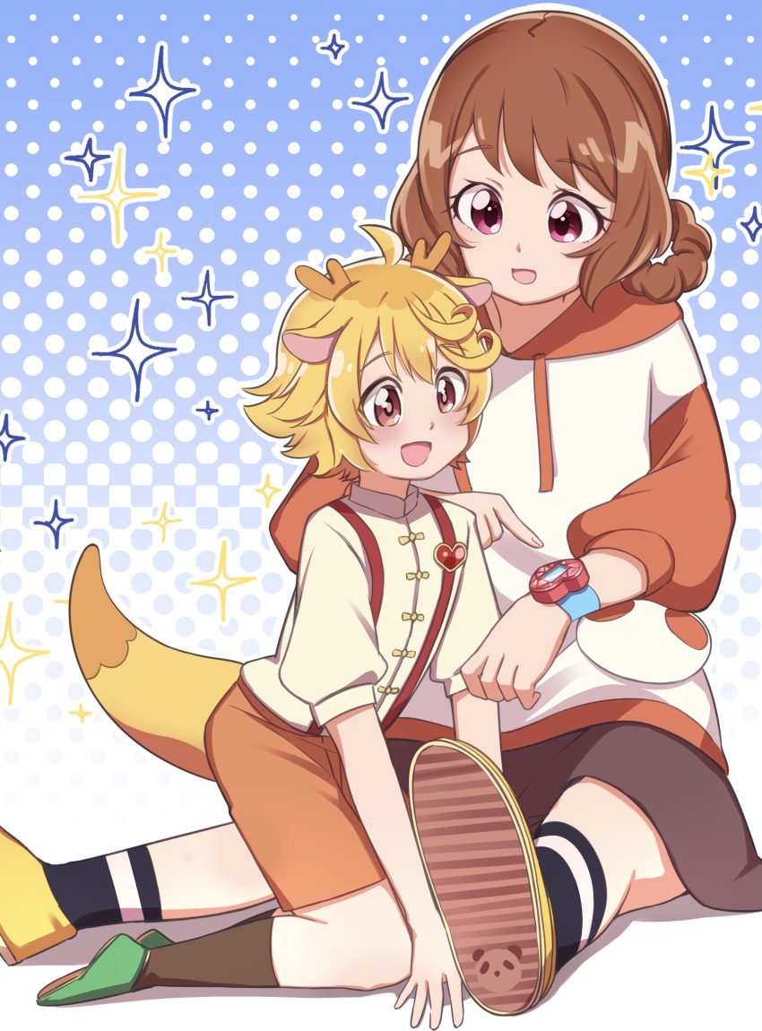 1boy, 1girl, black_skirt, black_socks, blonde_hair, brown_hair, delicious_party_precure, dragon_boy, dragon_ears, dragon_horns, dragon_tail, drawstring, green_footwear, hair_rings, hanamichi_ran, heart, high_collar, highres, hood, hood_down, hoodie, horns, kneeling, leaning_forward, long_sleeves, looking_at_another, medium_hair, mem-mem_(precure)_(human), open_mouth, orange_shorts, pointing, precure, red_eyes, red_hoodie, shirt, shoes, short_hair, short_sleeves, shorts, sitting, skirt, smile, socks, sparkle, suspender_shorts, suspenders, tail, toon_(noin), two-tone_hoodie, violet_eyes, watch, white_hoodie, white_shirt, yellow_footwear