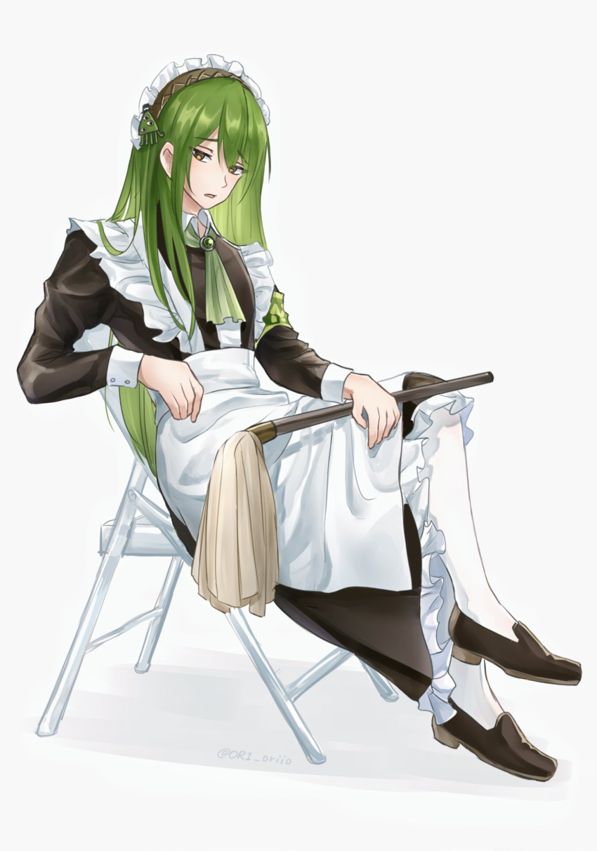 1boy, apron, ascot, black_dress, brooch, brown_eyes, brown_hairband, crossed_legs