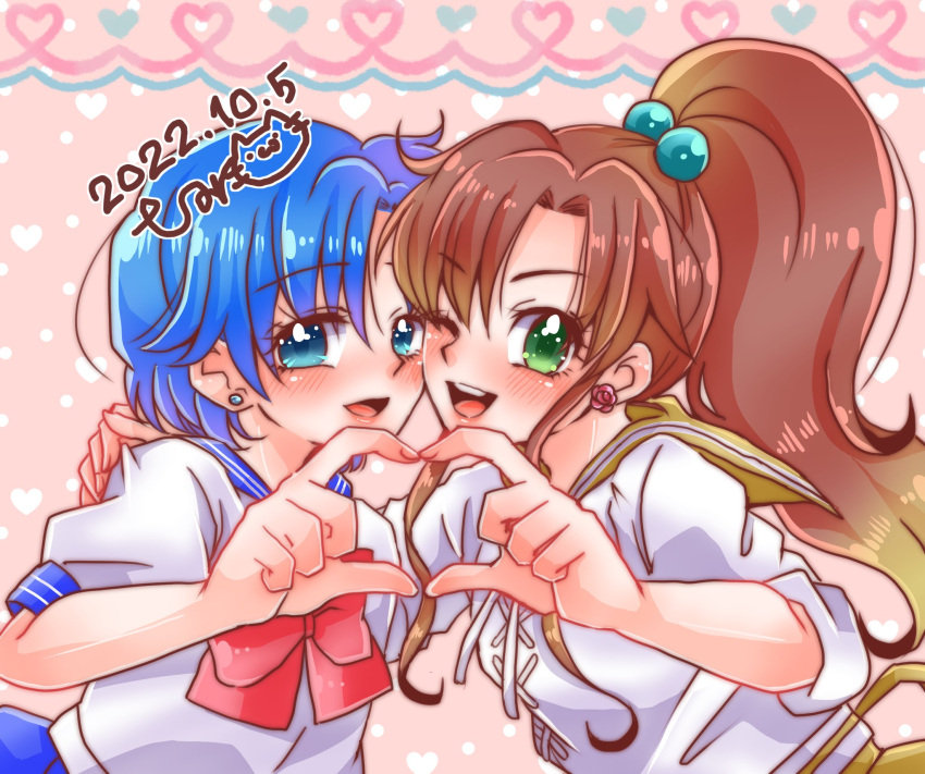 2girls, bishoujo_senshi_sailor_moon, blue_eyes, blue_sailor_collar, blush, bow, bowtie, brown_hair