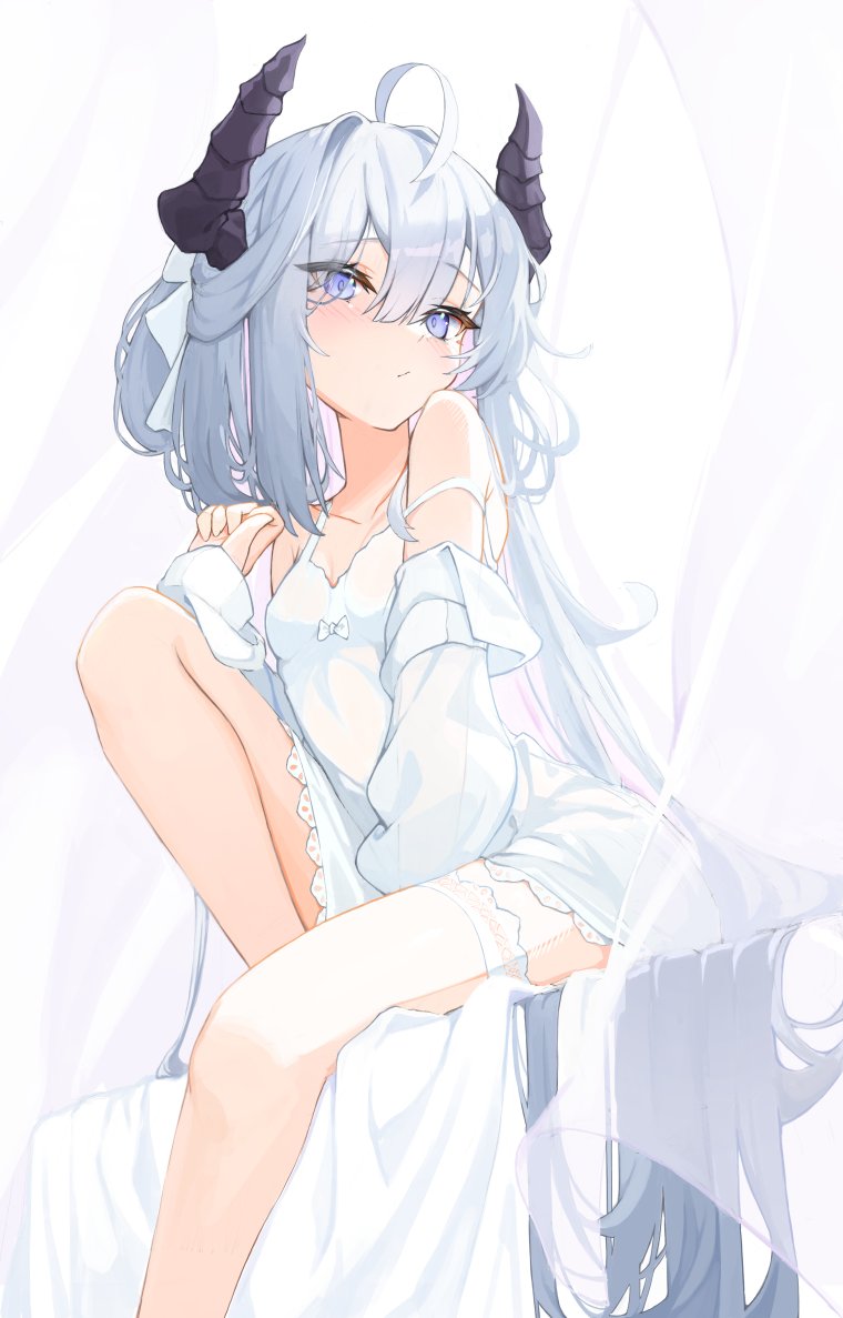 1girl, bare_shoulders, dragon_girl, dragon_horns, grey_hair, horns, long_hair, looking_at_viewer