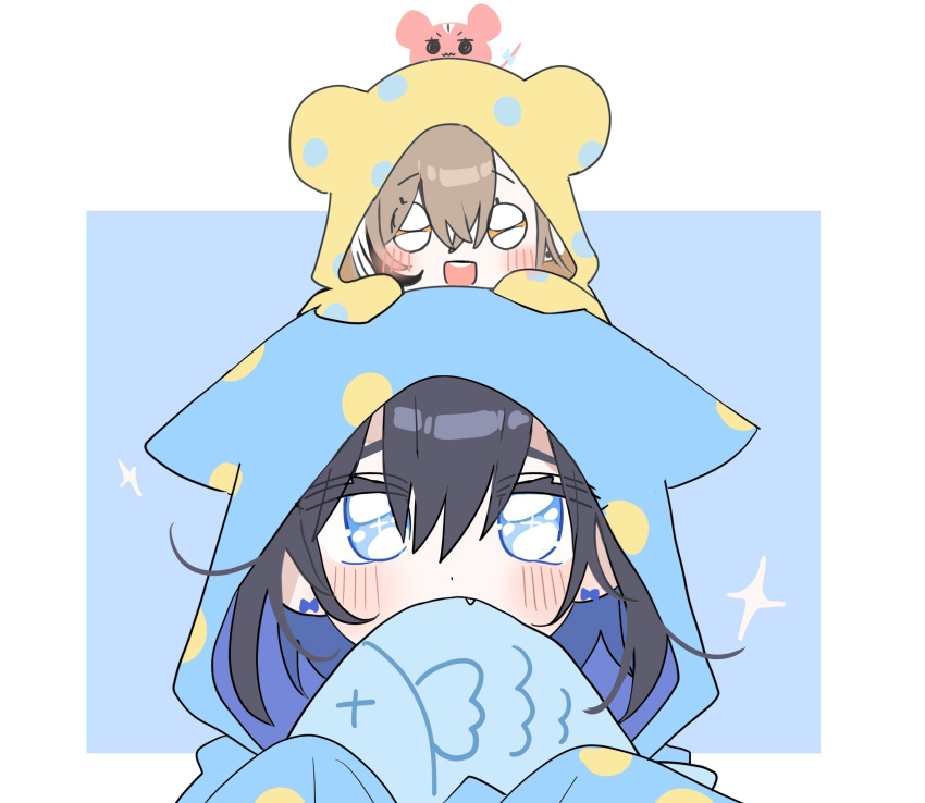 2girls, :3, :d, animal_hood, biting, black_hair, blanket, blue_background