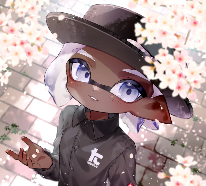 1girl, bazumi, black_hat, black_jacket, blurry, blurry_foreground, buttons, commentary