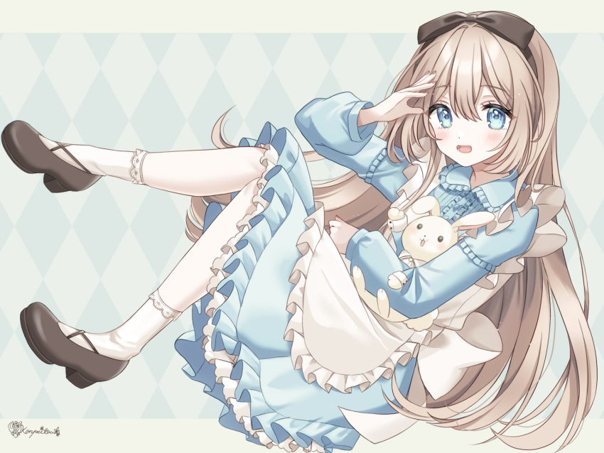 1girl, alice_(alice_in_wonderland), alice_in_wonderland, animal, apron, argyle_background, blonde_hair, blue_background