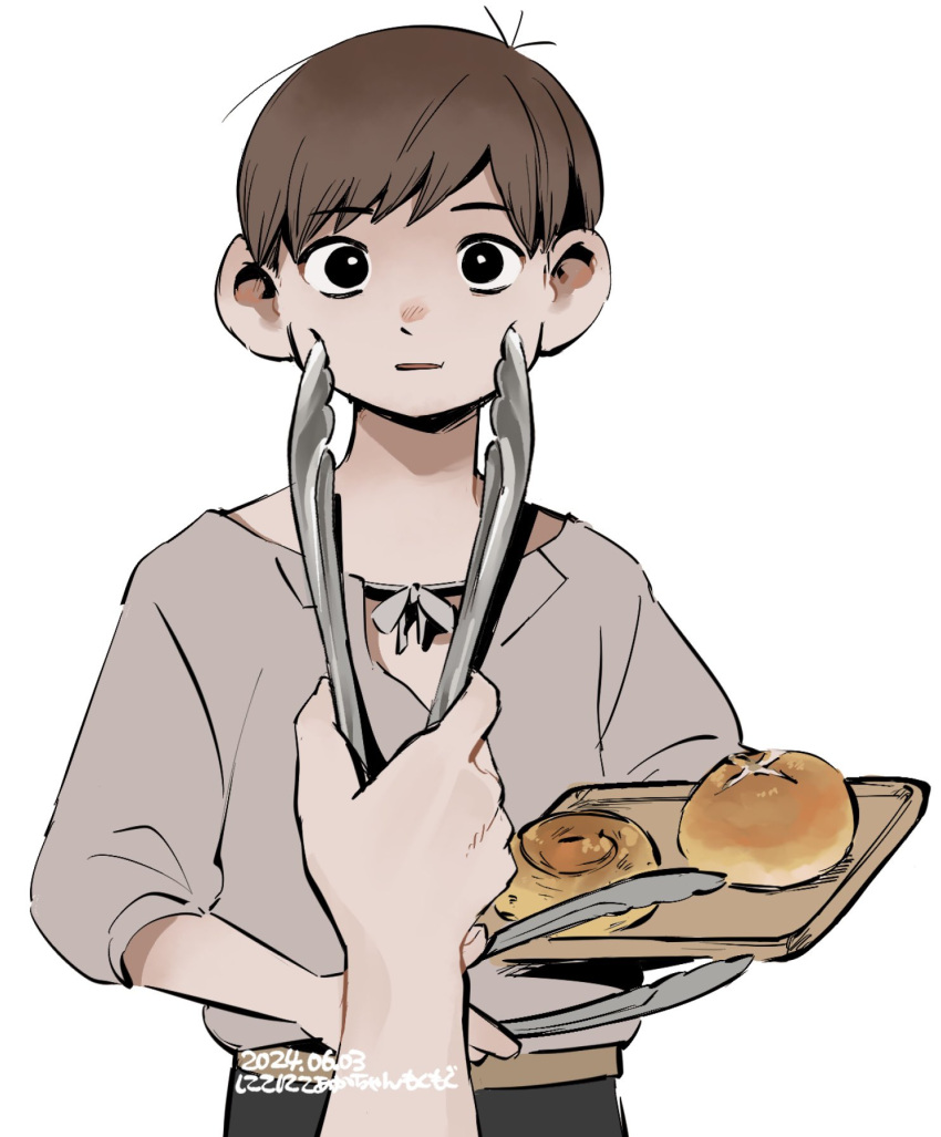1boy, black_eyes, bread, brown_hair, chilchuck_tims, chinese_commentary, dated, dungeon_meshi
