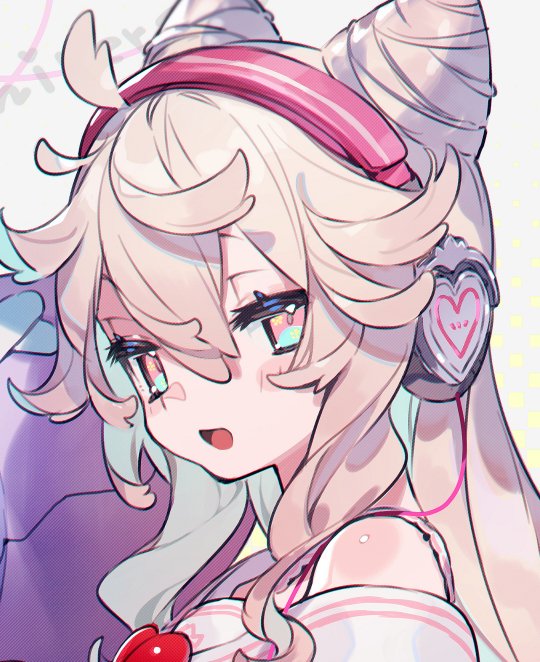 1girl, aqua_eyes, blonde_hair, bukurote, close-up, cone_hair_bun, double_bun, hair_bun