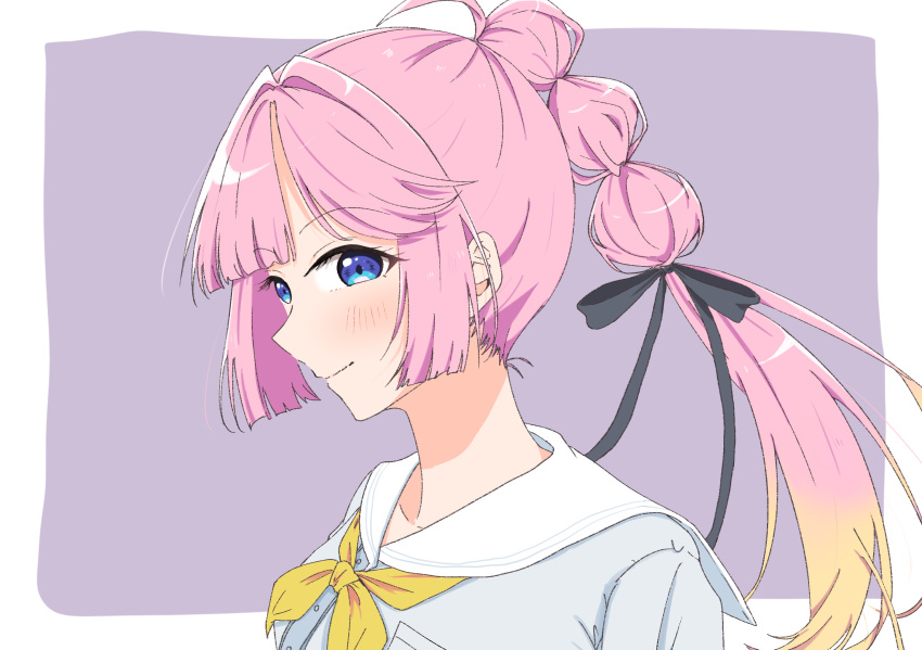 1girl, ahoge, anyoji_hime, black_ribbon, blonde_hair, blue_eyes, blunt_bangs, blush, border, chikoru, closed_mouth, collarbone, commentary, dress, gradient_hair, grey_background, hair_intakes, hair_ribbon, hasu_no_sora_school_uniform, highres, link!_like!_love_live!, lone_nape_hair, long_hair, looking_at_viewer, love_live!, multi-tied_hair, multicolored_hair, neckerchief, no_jacket, outside_border, pink_hair, ponytail, ribbon, sailor_collar, sailor_dress, school_uniform, sidelocks, smile, solo, summer_uniform, swept_bangs, upper_body, virtual_youtuber, white_border, white_dress, white_sailor_collar, yellow_neckerchief