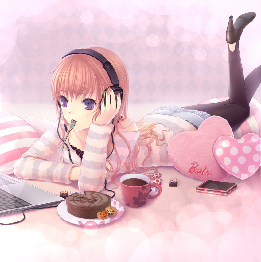 candy, casual, computer, food, hand_on_headphones, headphones, heart, high_heels