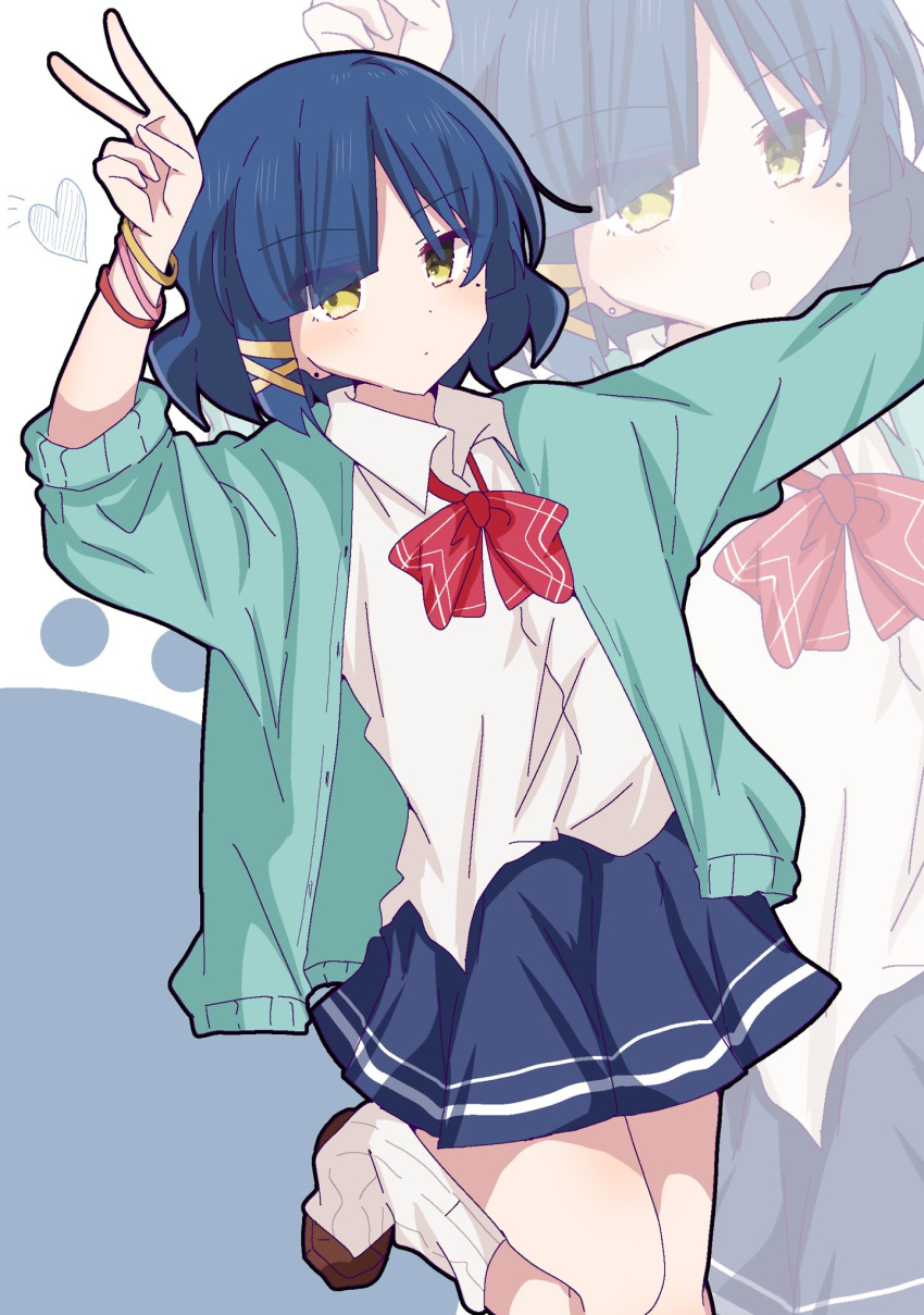 1girl, blue_hair, bocchi_the_rock!, bow, bowtie, cable_tie, cable_tie_around_wrist, closed_mouth
