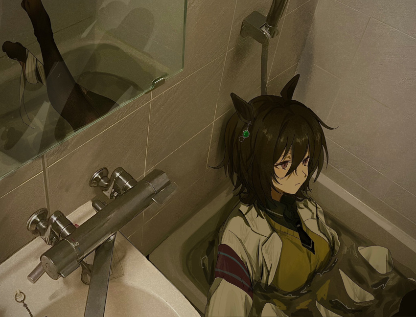 1girl, agnes_tachyon_(umamusume), animal_ears, bathroom, bathtub, black_pantyhose, brown_hair, commentary