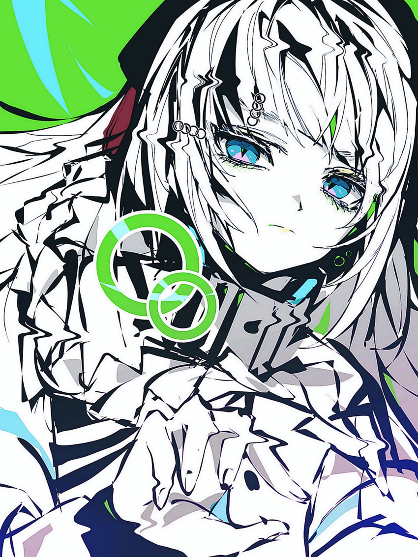 amu_(aa4122aa), aqua_eyes, blunt_bangs, braid, cevio, closed_mouth, green_background, hand_up, haru_(cevio), headphones, highres, jacket, kamitsubaki_city_ensemble, kamitsubaki_studio, long_hair, long_sleeves, looking_at_viewer, multicolored_eyes, side_braid, two-tone_eyes, upper_body, violet_eyes, white_hair, white_jacket