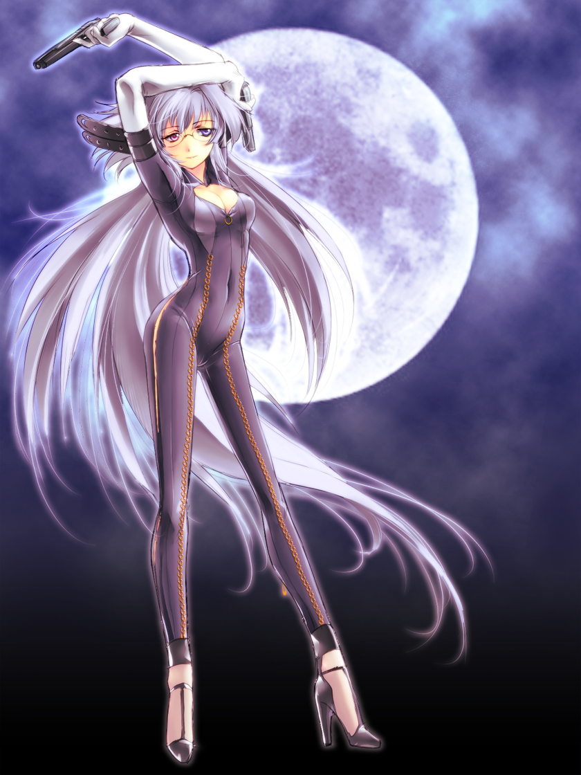 bayonetta, bayonetta_(character), bayonetta_(cosplay), blue_eyes, bodysuit, breasts, cleavage, cleavage_cutout, cosplay, dual_wielding, elbow_gloves, full_moon, glasses, gloves, gun, handgun, heterochromia, high_heels, lavolpe_(yagisaka_seto), long_hair, moon, original, ponytail, purple_eyes, shoes, silver_hair, skin_tight, slender_waist, solo, standing, very_long_hair, violet_eyes, weapon, yagisaka_seto