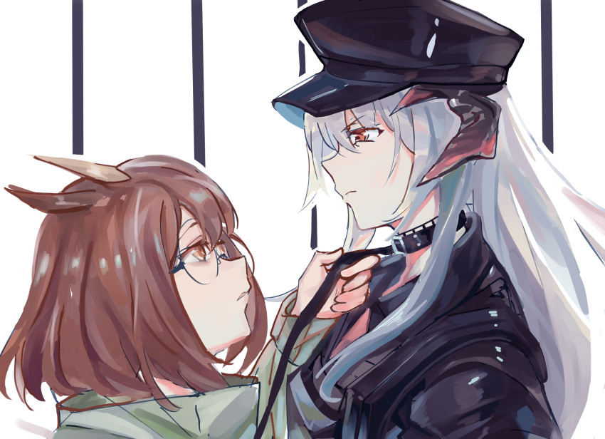2girls, aling539, arknights, black_hat, black_horns, black_jacket, brown_eyes, brown_hair