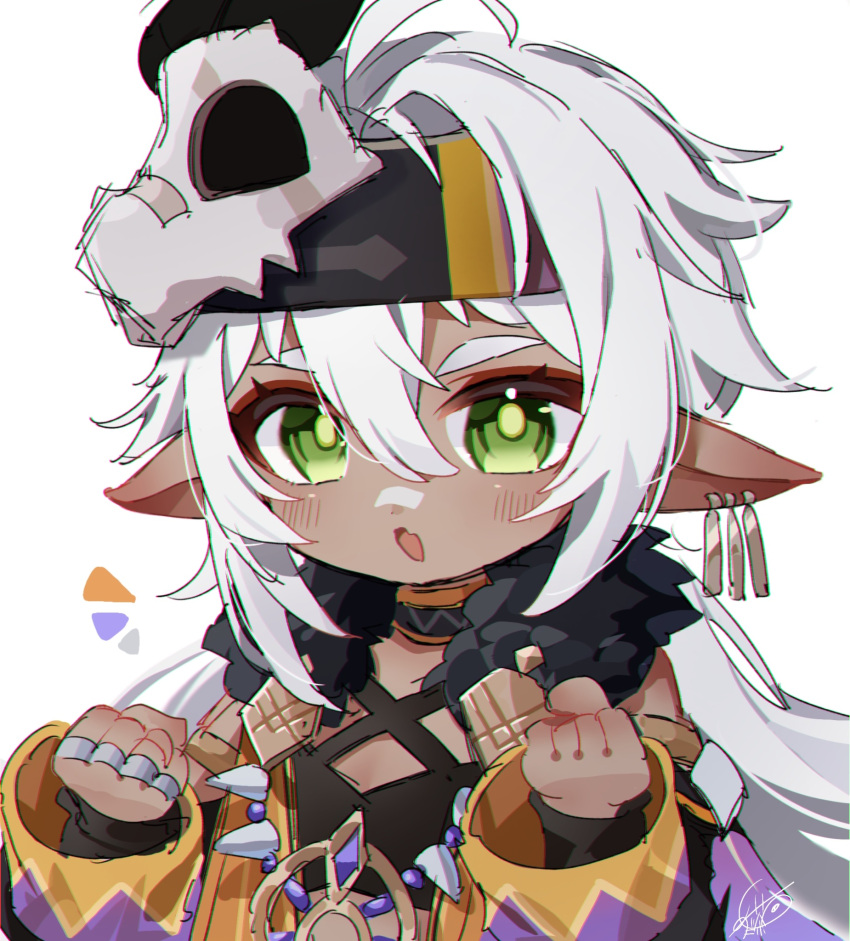 1girl, :o, animal_skull, artist_name, black_choker, black_headband, black_shirt, black_sleeves, blush, choker, clenched_hands, clothing_cutout, commentary_request, crop_top, dark-skinned_female, dark_skin, detached_sleeves, earrings, fang, feathers, fur_trim, genshin_impact, gold_earrings, green_eyes, hair_between_eyes, hands_up, headband, highres, iansan_(genshin_impact), jewelry, long_hair, looking_at_viewer, low_twintails, meda_cha, multiple_earrings, notice_lines, open_mouth, pointy_ears, puffy_detached_sleeves, puffy_sleeves, shirt, shoulder_cutout, sidelocks, signature, simple_background, skin_fang, skull, skull_on_head, solo, thick_eyebrows, twintails, upper_body, white_background, white_hair