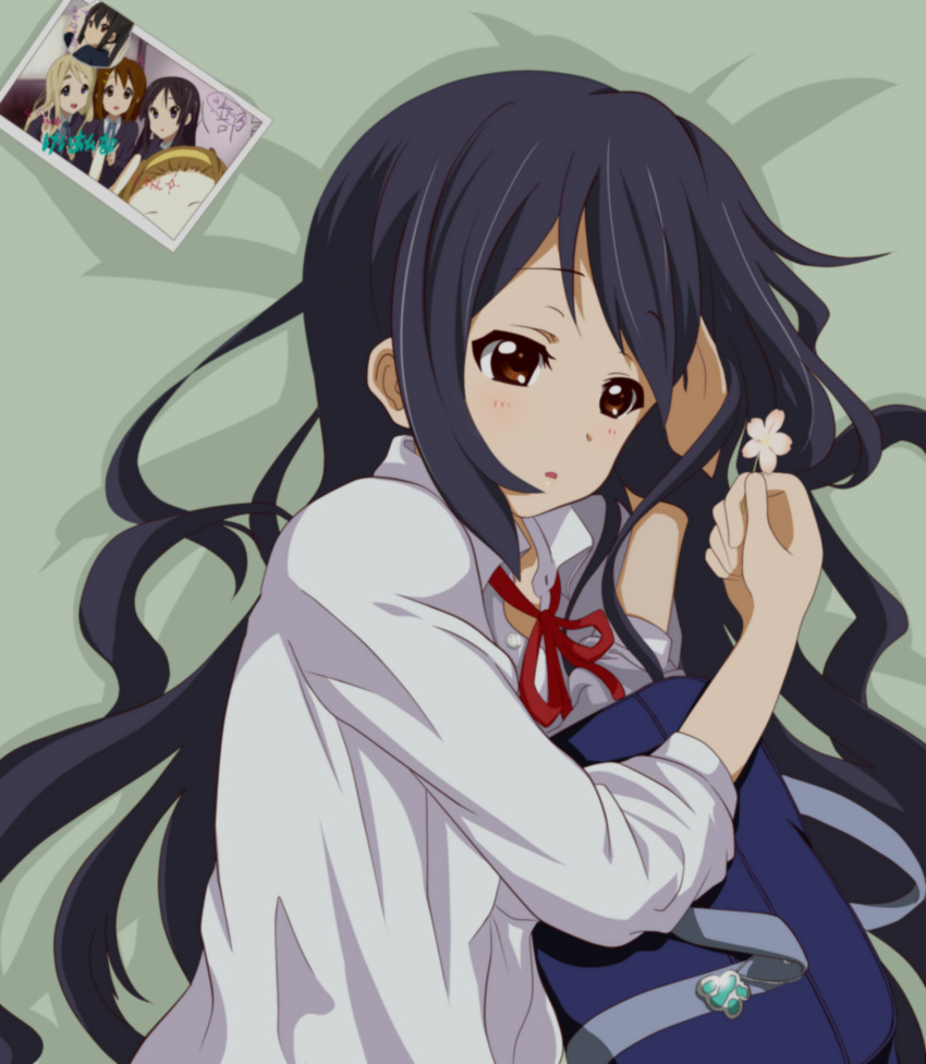 alternate_hairstyle, bag, black_hair, brown_eyes, flower, hair_down, highres, hirasawa_yui