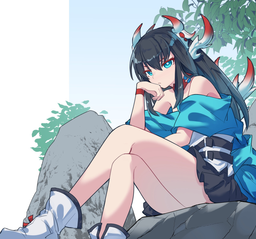 1girl, absurdres, blue_eyes, dragon_girl, dragon_horns, dragon_tail, gin_tonic_(p&amp;d), highres