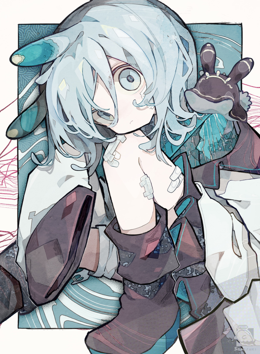 1girl, absurdres, animal_on_shoulder, antennae, bandage_on_cheek, bandage_on_leg, bandaid, bandaid_on_leg