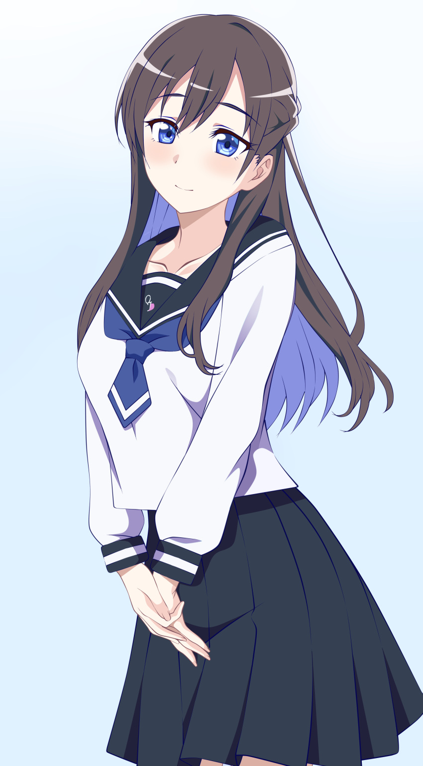 1girl, absurdres, black_sailor_collar, black_skirt, blush, braid, brown_hair, closed_mouth, collarbone, gradient_background, hair_between_eyes, highres, kiniro_tofu, long_hair, long_sleeves, looking_at_viewer, na_nare_hana_nare, pleated_skirt, purple_hair, sailor_collar, school_uniform, shirt, simple_background, skirt, smile, solo, standing, tanizaki_shion, violet_eyes, white_shirt