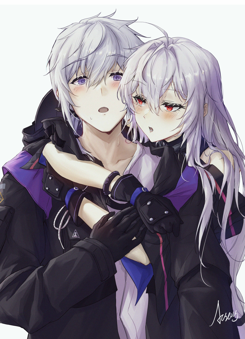 1boy, 1girl, absurdres, acseus_tian_qiang_zuo, arknights, black_gloves, black_jacket, blush, chinese_commentary, collarbone, commentary_request, doctor_(arknights), gloves, grey_background, grey_hair, hair_between_eyes, heads_together, highres, hug, infection_monitor_(arknights), jacket, long_hair, long_sleeves, looking_at_another, male_doctor_(arknights), open_mouth, red_eyes, short_hair, signature, simple_background, skadi_(arknights), sweatdrop, upper_body, violet_eyes