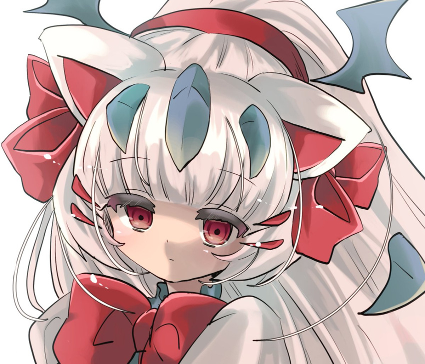 1girl, animal_ears, bad_id, bad_twitter_id, bow, cat_ears, head_wings, ponytail, portrait, puffy_sleeves, red_bow, red_eyes, simple_background, solo, towelket_wo_mou_ichido, tubuan05, uikechuke_nattsuri_kokonattsui_kanparakanparaparaparapi, white_background, white_hair, wings