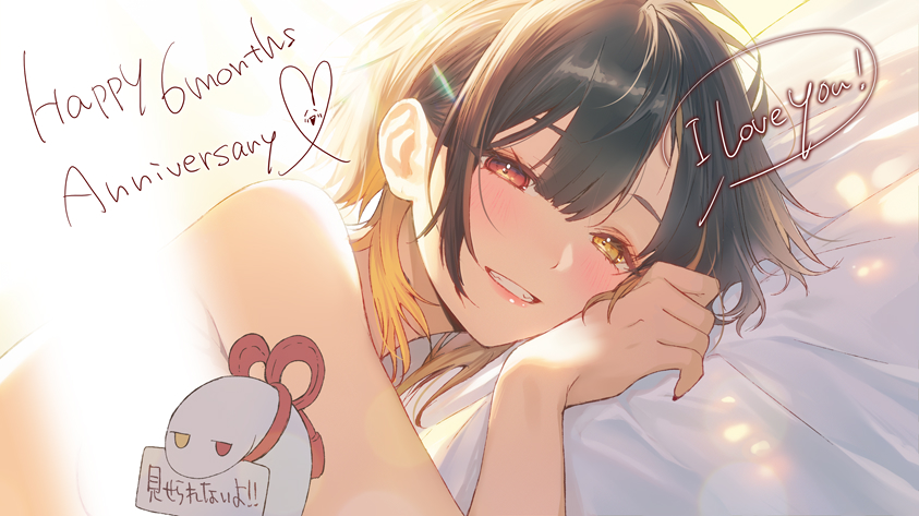 1girl, black_hair, blonde_hair, blunt_bangs, colored_inner_hair, happy_anniversary, heterochromia, kannagi_loki, kannagi_loki_(artist), light_blush, light_rays, looking_at_viewer, lying, medium_hair, multicolored_hair, nude, on_bed, on_stomach, parted_bangs, phase_connect, pink_lips, red_eyes, sidelocks, smile, streaked_hair, sunbeam, sunlight, two-tone_hair, virtual_youtuber, yellow_eyes