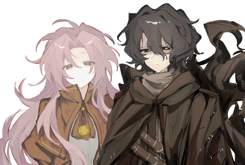2boys, ascot, black_eyes, black_hair, bright_pupils, brown_ascot, brown_cloak, brown_jacket, brown_shirt, catherine_(project_moon), catherine_(project_moon)_(cosplay), chinese_commentary, cloak, closed_mouth, commentary_request, cosplay, cosplay_request, grey_shirt, hair_intakes, hatsutori_hajime, highres, jacket, jiekuijiangshadaonijiamenkou, limbus_company, long_hair, male_focus, multiple_boys, parted_bangs, pink_hair, project_moon, red_eyes, saibou_shinkyoku, shirt, short_hair, simple_background, upper_body, utsugi_noriyuki, white_background, yellow_pupils