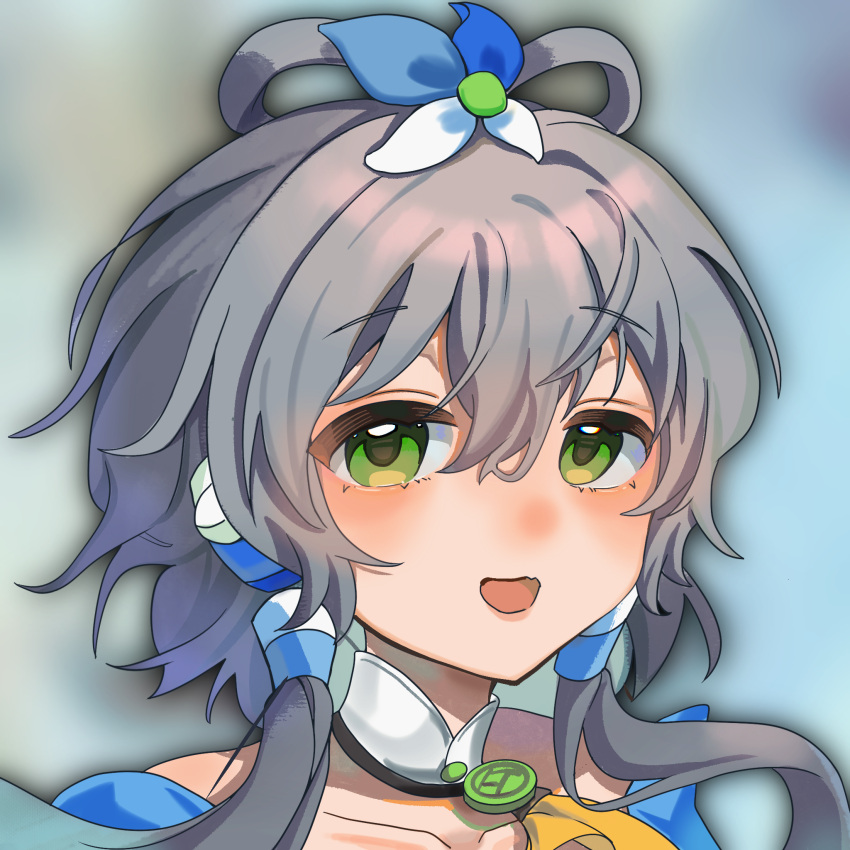 1girl, black_outline, blurry, blurry_background, chenyv0126, detached_collar, green_eyes, grey_hair, hair_between_eyes, hair_tubes, highres, luo_tianyi, no_nose, open_mouth, outline, portrait, sidelocks, solo, three_quarter_view, vocaloid, vsinger_(vocaloid), wind