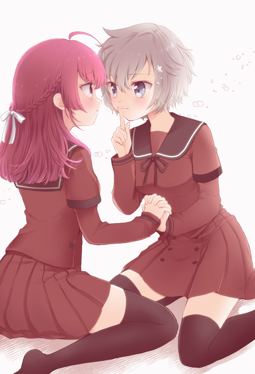 2girls, ahoge, bad_id, bad_twitter_id, black_ribbon, black_thighhighs, blue_eyes, blush