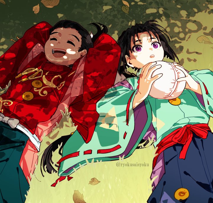 2boys, :d, :o, arms_behind_head, ball, brothers, child, closed_eyes, cowboy_shot, crest, family_crest, hakama, hakama_pants, holding, holding_ball, houjou_kunitoki, houjou_tokiyuki_(nige_jouzu_no_wakagimi), japanese_clothes, kariginu, leaf, long_hair, long_sleeves, looking_up, low-tied_long_hair, lying, male_focus, mitsu_uroko, multiple_boys, nige_jouzu_no_wakagimi, on_back, on_grass, outdoors, pants, parted_bangs, ponytail, red_sash, ribbon-trimmed_sleeves, ribbon_trim, ryokusaisyoku, sash, shadow, siblings, smile, teeth, twitter_username, upper_teeth_only, very_long_hair, watermark, white_sash, wide_sleeves