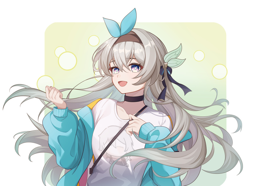 1girl, :d, absurdres, black_choker, black_hairband, choker, feng_nuyu, firefly_(honkai:_star_rail), green_jacket, grey_hair, hair_between_eyes, hair_intakes, hair_ornament, hair_ribbon, hairband, highres, honkai:_star_rail, honkai_(series), jacket, long_hair, looking_at_viewer, open_clothes, open_jacket, ribbon, shirt, smile, t-shirt, two-tone_eyes, upper_body, white_shirt