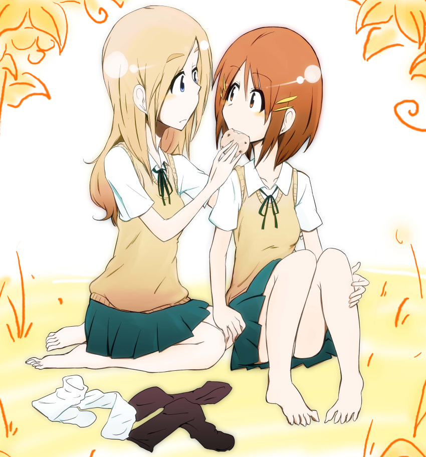 2girls, absurdres, bad_id, barefoot, feeding, feet, food, fujiaki_subaru, highres, hirasawa_yui, k-on!, kotobuki_tsumugi, multiple_girls, sock_pull, socks