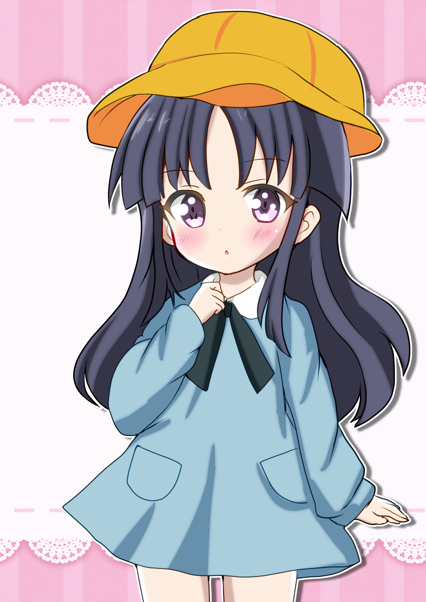1girl, absurdres, aged_down, arm_at_side, assault_lily, black_hair, black_ribbon, blue_dress, blush, child, commentary, cowboy_shot, dress, ebisu_nobu, hand_up, hat, highres, kindergarten_uniform, lace_background, long_hair, long_sleeves, looking_at_viewer, neck_ribbon, official_alternate_costume, parted_lips, pink_background, pocket, ribbon, school_hat, shirai_yuyu, solo, standing, two-tone_background, violet_eyes, white_background, yellow_hat