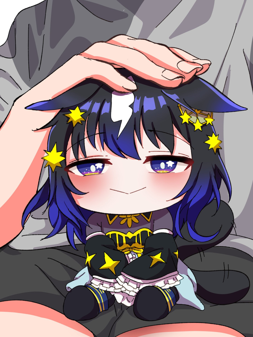 animal_ears, blue_eyes, blue_hair, blush, chibi, closed_mouth, commentary_request, dark_blue_hair