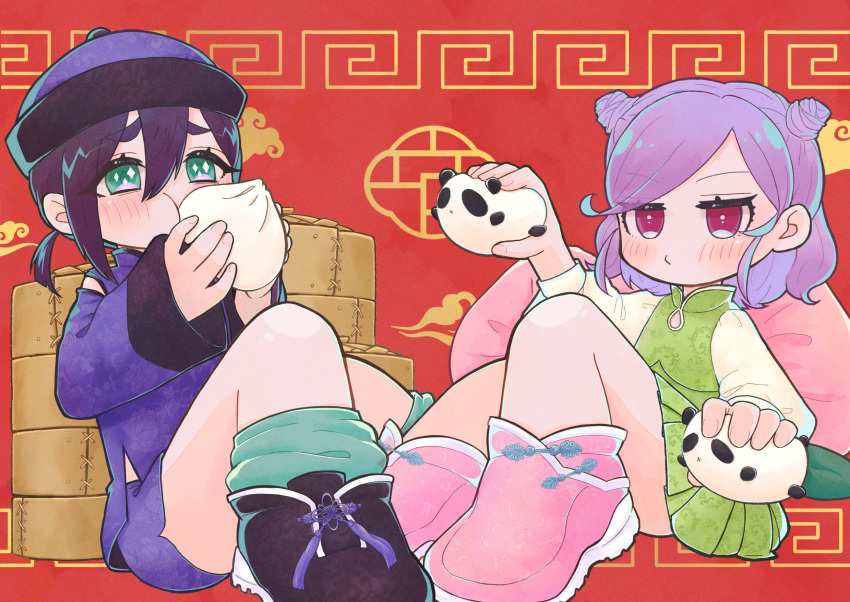 2girls, bamboo_steamer, baozi, blush, chinese_clothes, cloud_print, cushion, deformed, eating, floral_print, food, green_eyes, green_socks, guapi_mao, haraga_kurumi, highres, holding, holding_food, kimi_no_koto_ga_dai_dai_dai_dai_daisuki_na_100-nin_no_kanojo, knees_up, mantou, meandros_border, medium_hair, momi_momiji, multiple_girls, oknomyk, pink_footwear, puckered_lips, purple_hair, red_eyes, sitting, socks, xiangyun