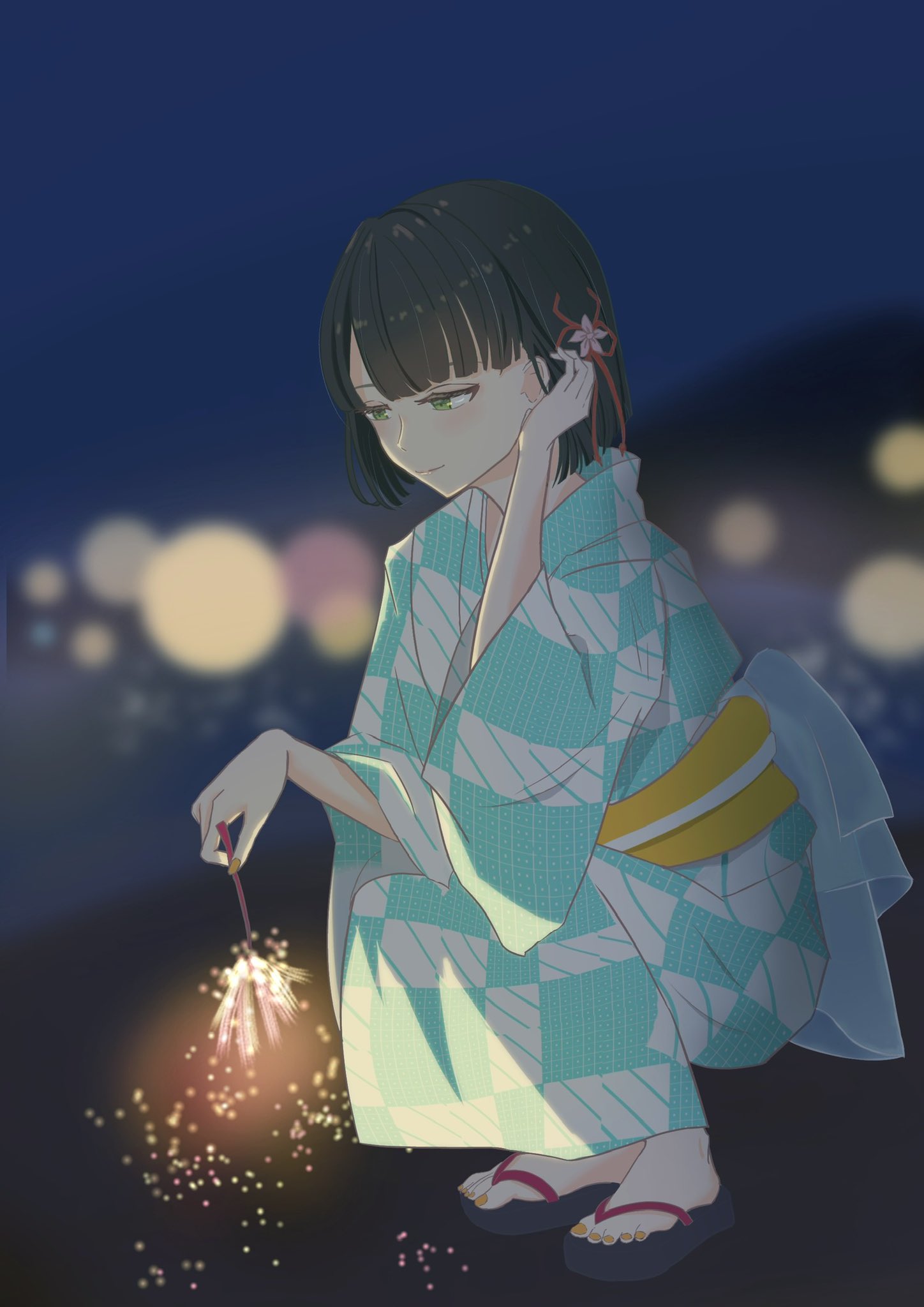 1girl, black_hair, blue_kimono, blunt_bangs, blunt_ends, blurry, blurry_background, bokeh, caricariume, commentary, depth_of_field, fireworks, flower, flower_knot, full_body, green_eyes, hair_flower, hair_ornament, half-closed_eyes, highres, holding, holding_fireworks, japanese_clothes, kimono, link!_like!_love_live!, long_sleeves, love_live!, momose_ginko, night, obi, okobo, sandals, sash, short_hair, slav_squatting, smile, solo, sparkler, squatting, virtual_youtuber, wide_sleeves, yellow_sash, yukata