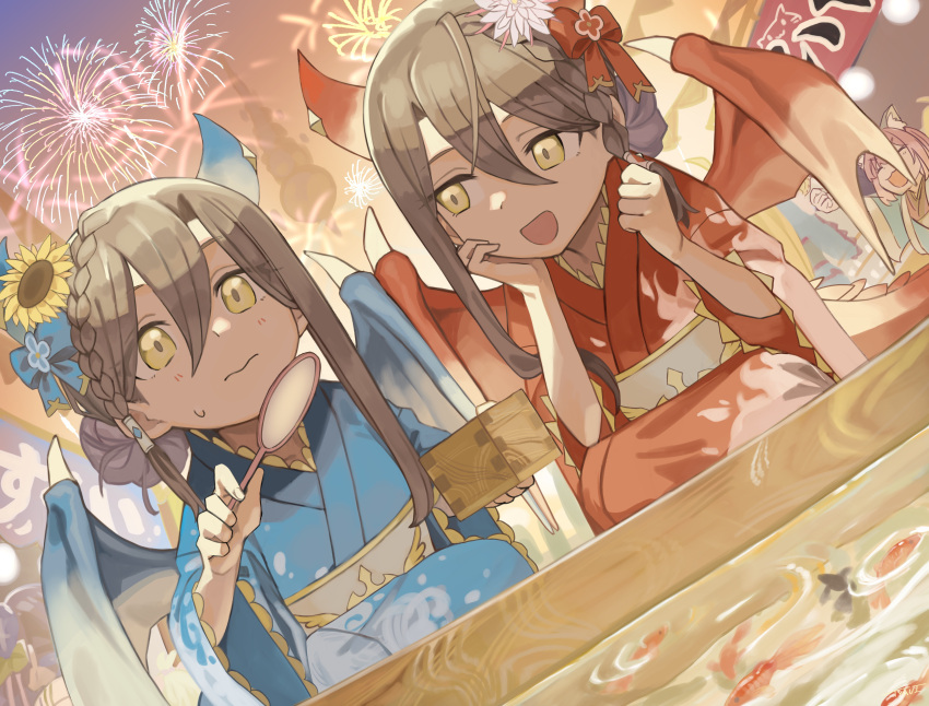 3girls, absurdres, blue_kimono, brown_hair, dragon_girl, dragon_horns, dragon_tail, dragon_wings, fireworks, flower, goldfish_scooping, hair_flower, hair_ornament, hair_ribbon, highres, horns, japanese_clothes, kimono, lind_(princess_connect!), market_stall, multiple_girls, poi_(goldfish_scoop), princess_connect!, red_kimono, ribbon, summer_festival, tail, tamaki_(princess_connect!), tyaui_(xjju4435), wings, wurm_(princess_connect!), yellow_eyes, yukata