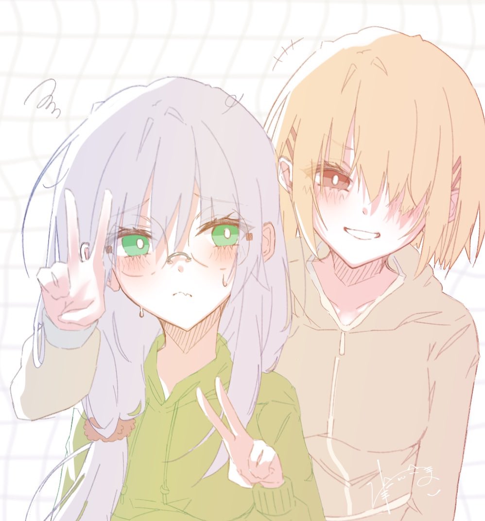 2girls, blonde_hair, blush, glasses, green_eyes, grey_hair, grin, hair_ornament