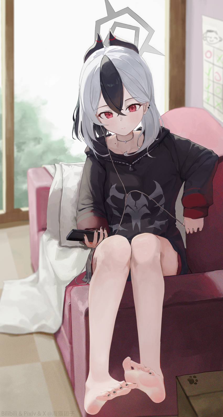 1girl, absurdres, artist_name, backlighting, barefoot, black_choker, black_hair, black_hoodie